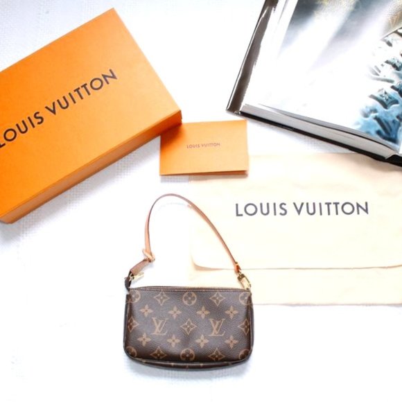 Louis Vuitton Handbags - NIB Louis Vuitton Mini Pochette for Bucket PM Bag